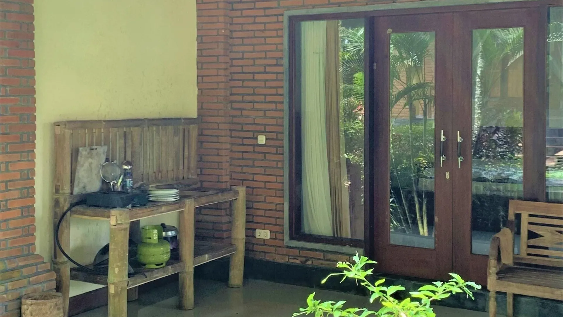 Pajar House Ubud Suite & Villas 3*,